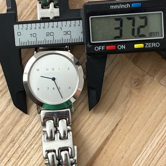 Android USA Vintage Watch Silver Dial Blue Hands Stainless Steel Bracelet - Picture 11 of 12